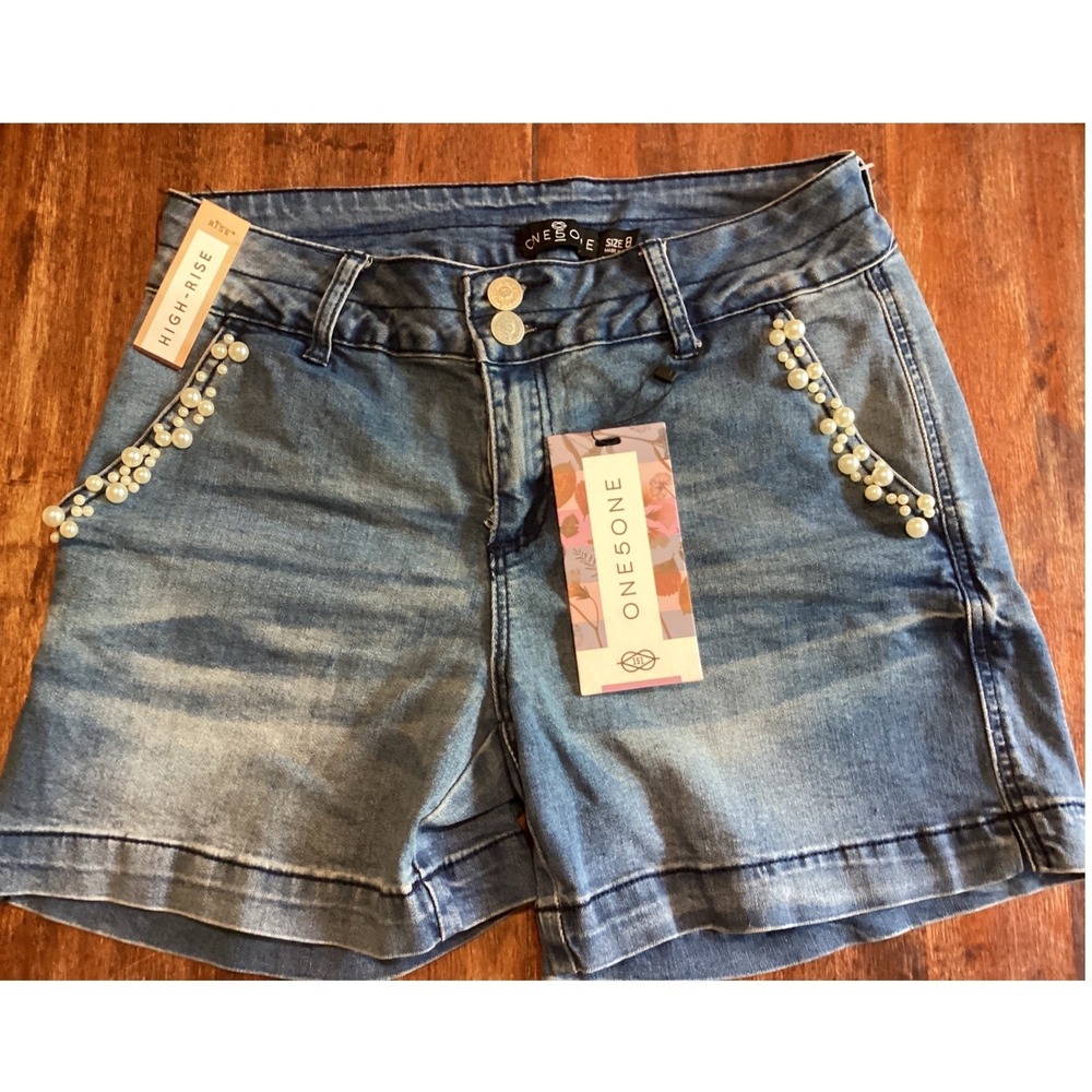 ONE5ONE Pearl Embellished Denim Shorts Size 8 High Rise Blue Jean New MSH19867Z
